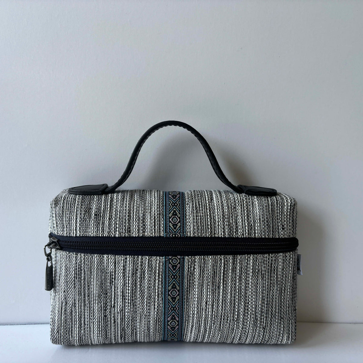 Striped Ramie Box Handbag in Xiabu ramie textile