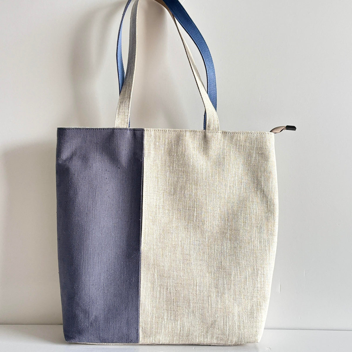 Minimal Colorblock Ramie Tote Bag in Xiabu ramie textile