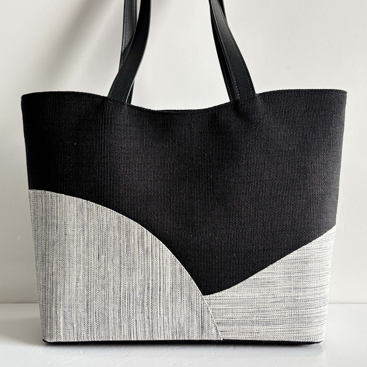 Monochrome Curved-Panel Ramie Tote
