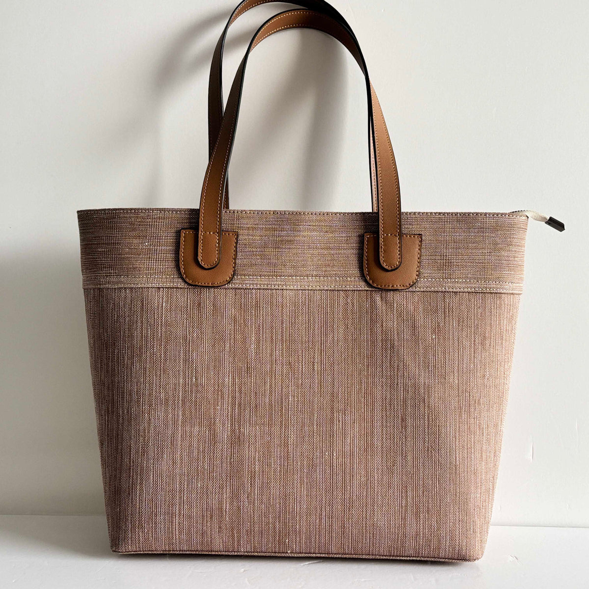Minimal Natural Ramie Commuter Tote in Xiabu ramie textile