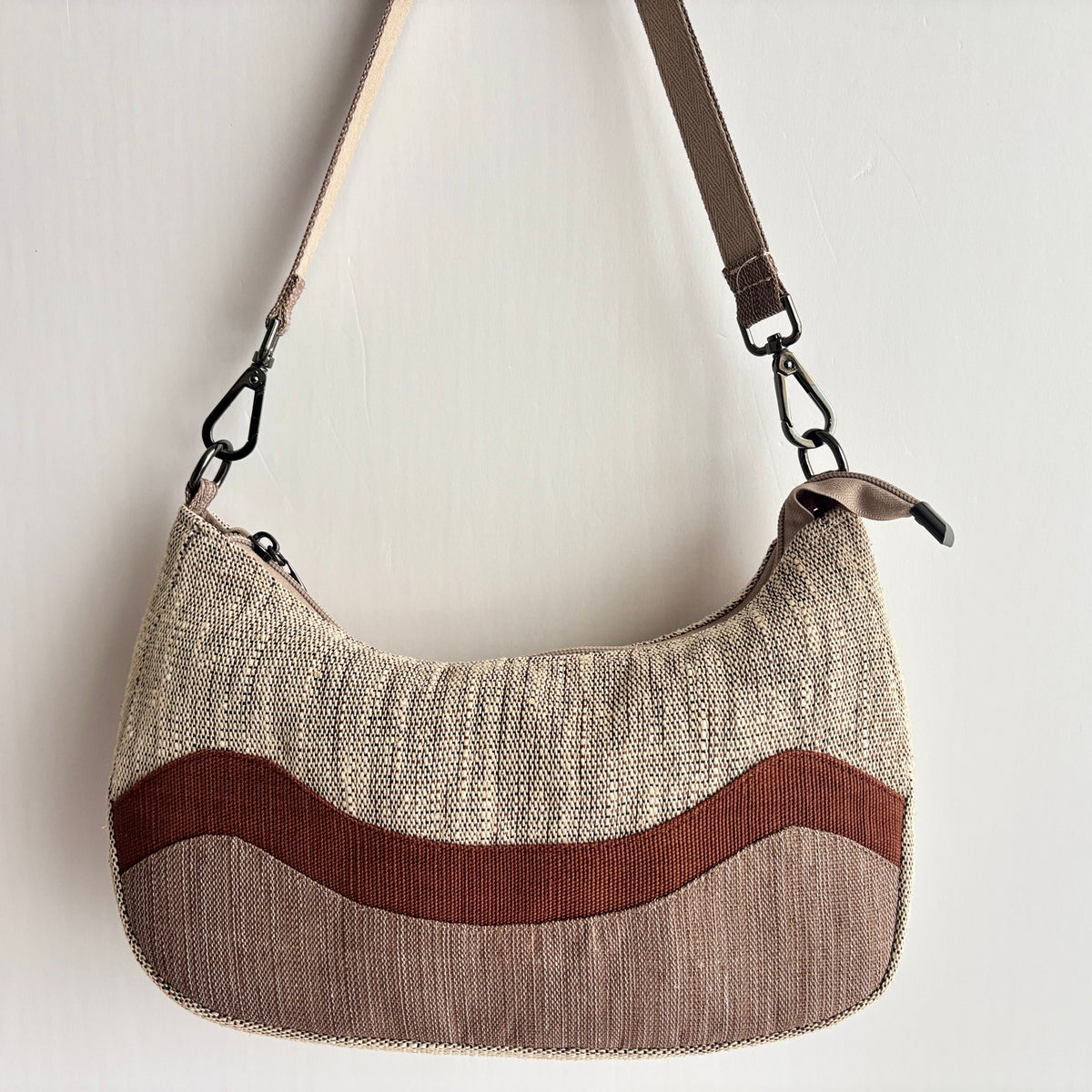 Wave Patchwork Ramie Shoulder Bag in Xiabu ramie textile