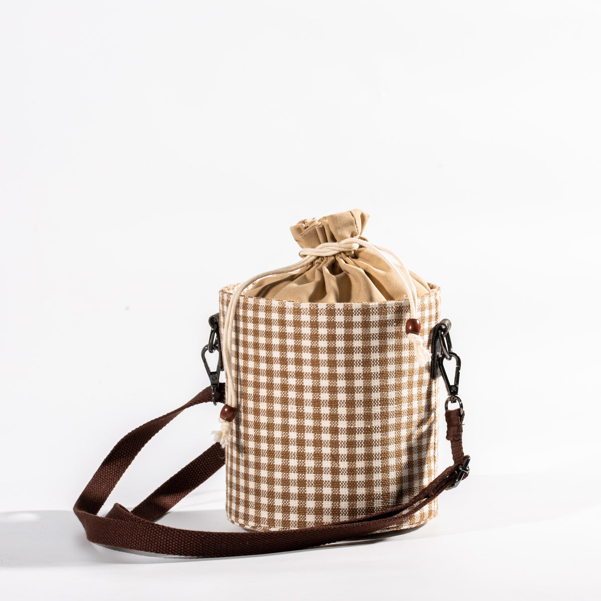Plaid Drawstring Ramie Bucket Bag in Xiabu ramie textile